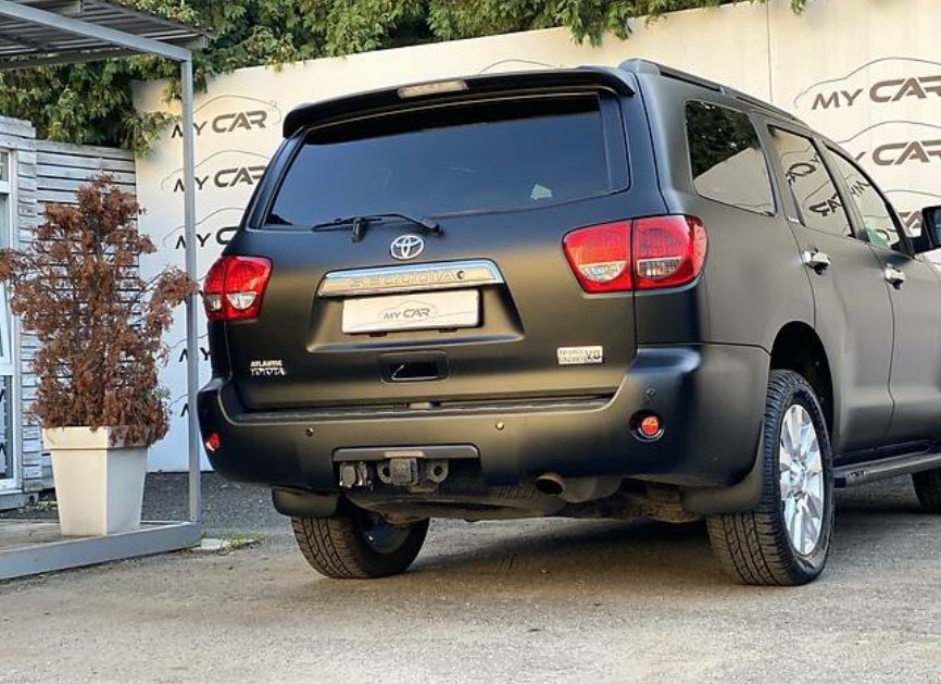 Toyota Sequoia 2008