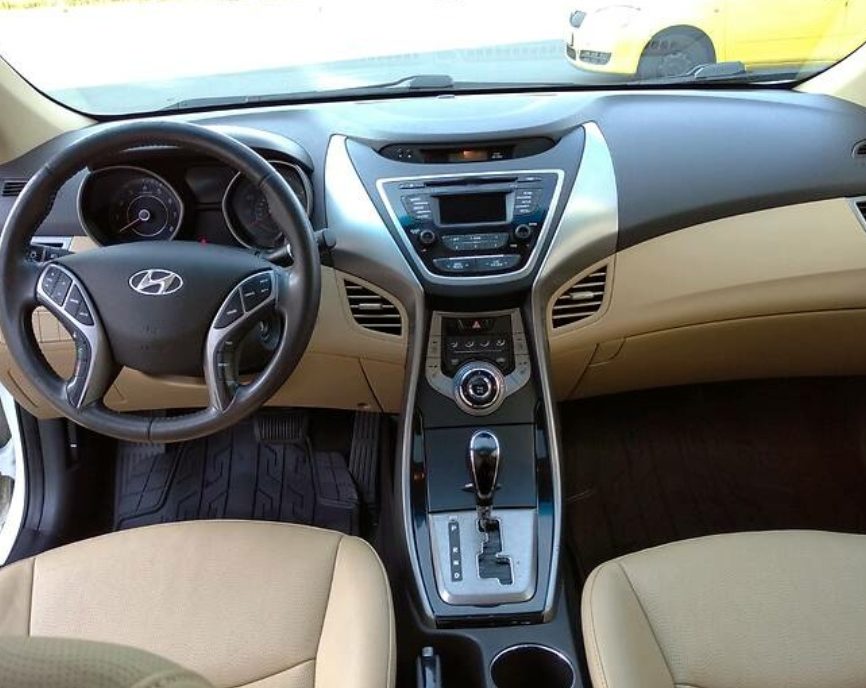 Hyundai Elantra 2013