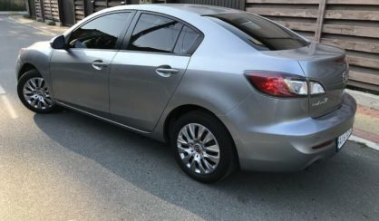 Mazda 3 2012