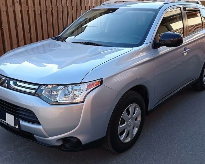 Mitsubishi Outlander 2014