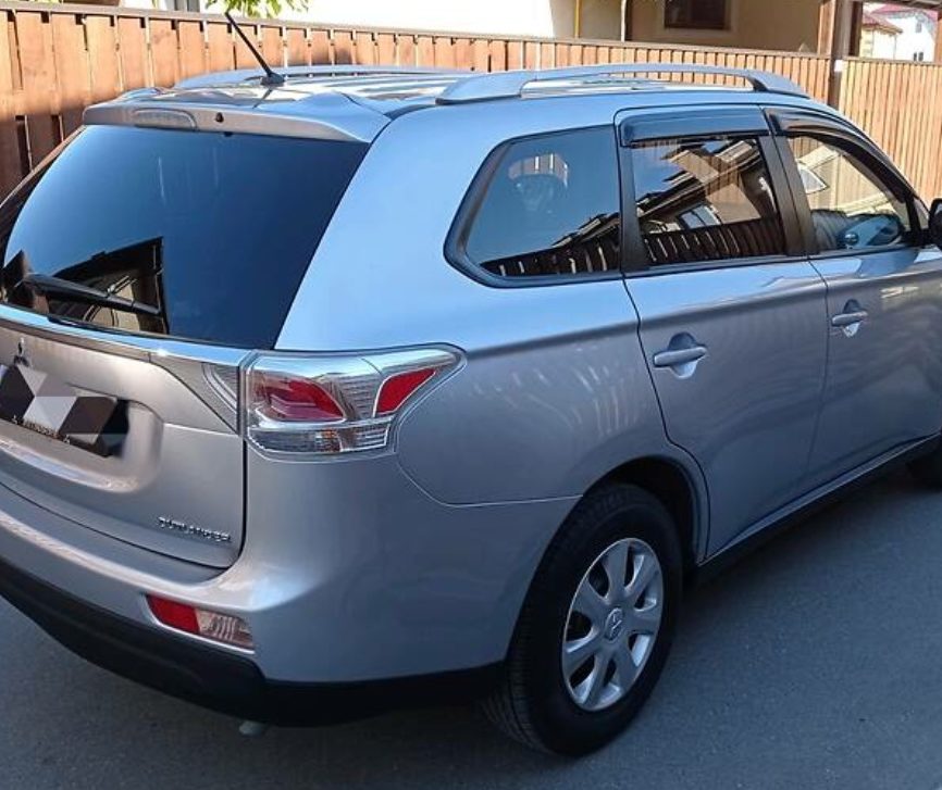 Mitsubishi Outlander 2014