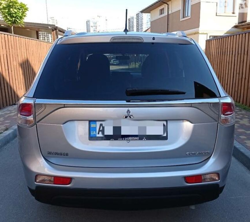 Mitsubishi Outlander 2014