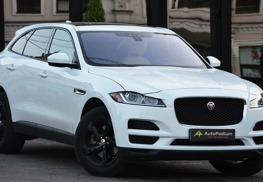 Jaguar F-Pace 2016