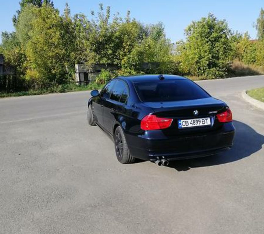 BMW 328 2010