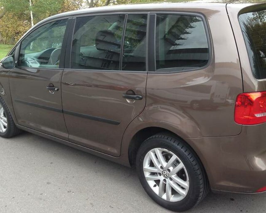 Volkswagen Touran 2011