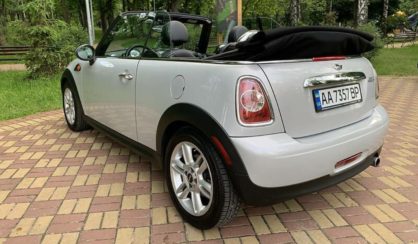 MINI Cooper 2010