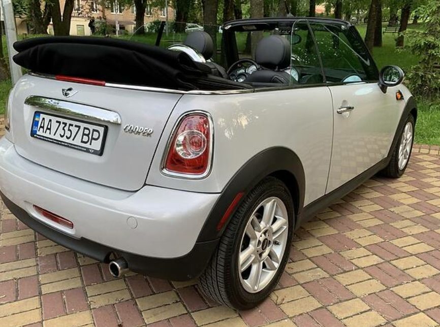 MINI Cooper 2010