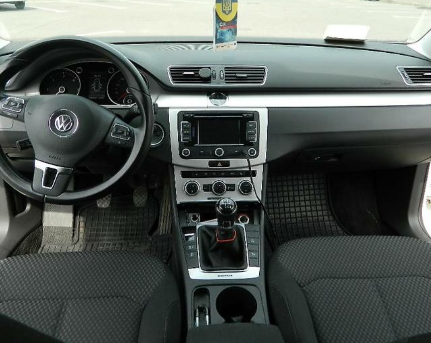 Volkswagen Passat B7 2014