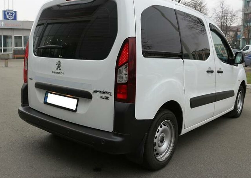 Peugeot Partner пасс. 2016