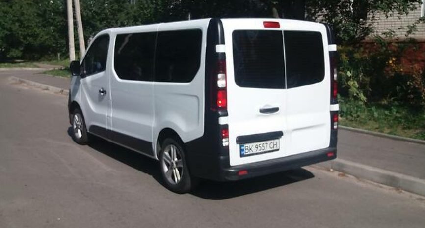 Opel Vivaro пасс. 2016