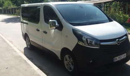 Opel Vivaro пасс. 2016