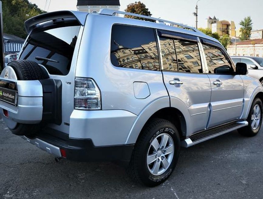 Mitsubishi Pajero 2007