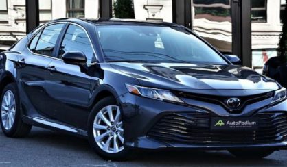 Toyota Camry 2019