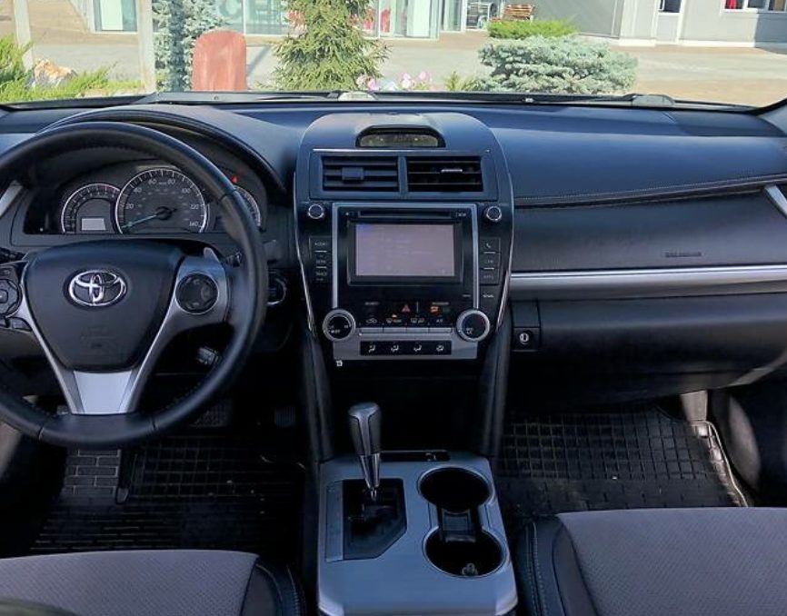 Toyota Camry 2013