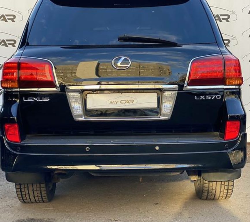 Lexus LX 570 2010