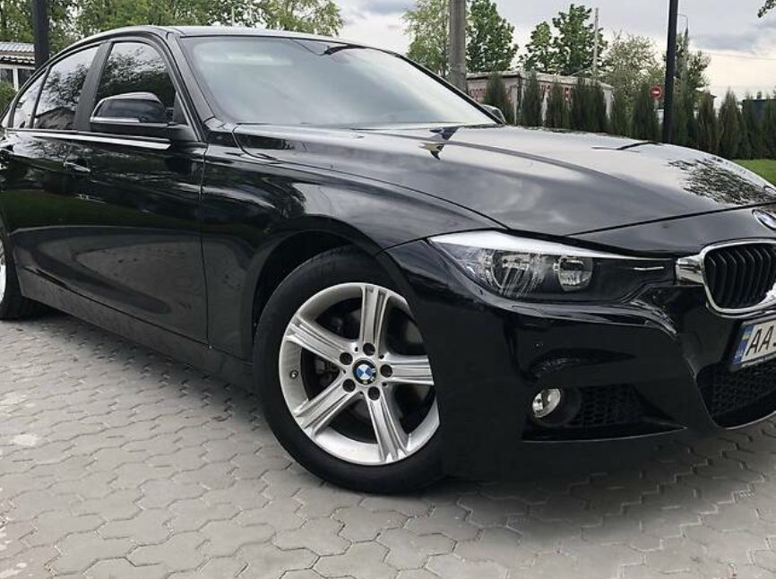 BMW 328 2013