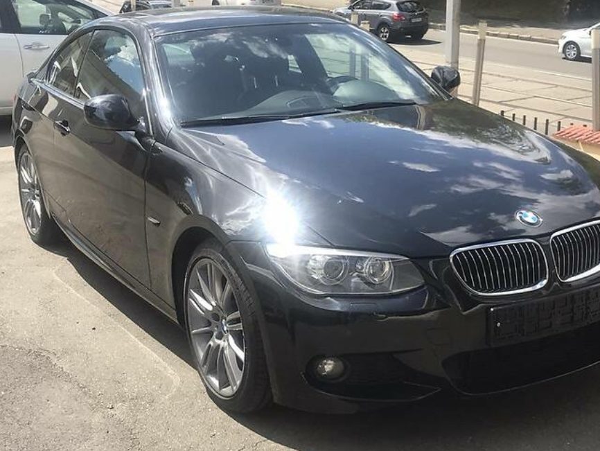 BMW 328 2011