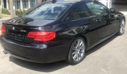 BMW 328 2011