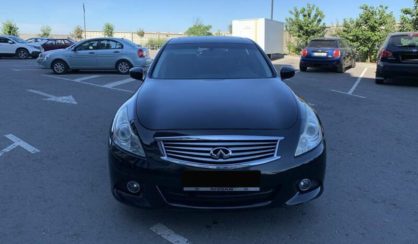 Infiniti G25 2011