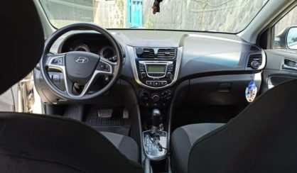 Hyundai Accent 2012