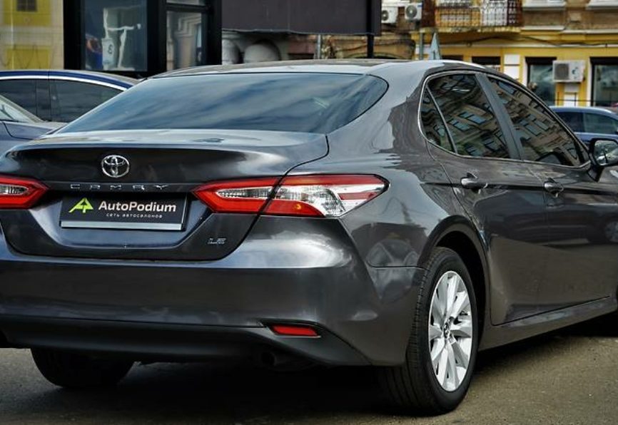 Toyota Camry 2018