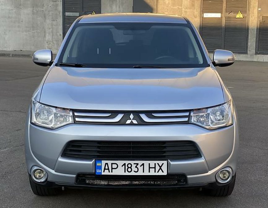 Mitsubishi Outlander 2012