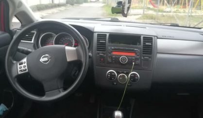 Nissan TIIDA 2011