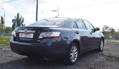 Toyota Camry 2011