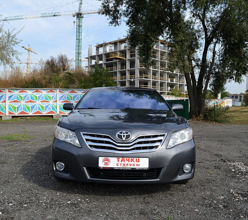 Toyota Camry 2011