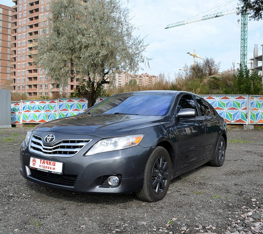 Toyota Camry 2011