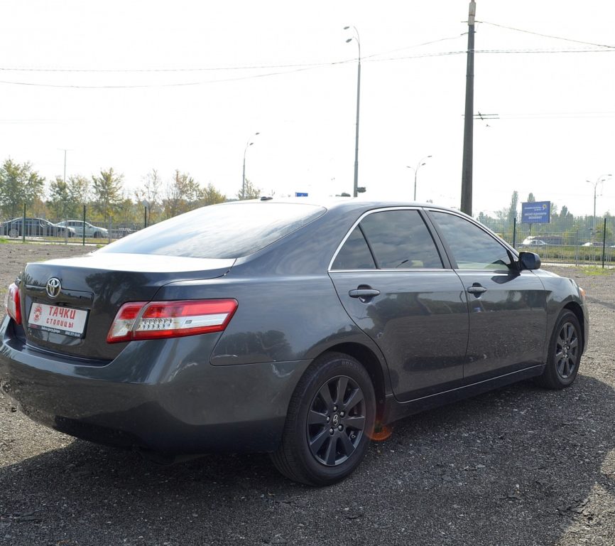 Toyota Camry 2011