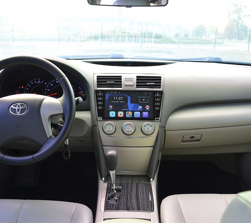 Toyota Camry 2011