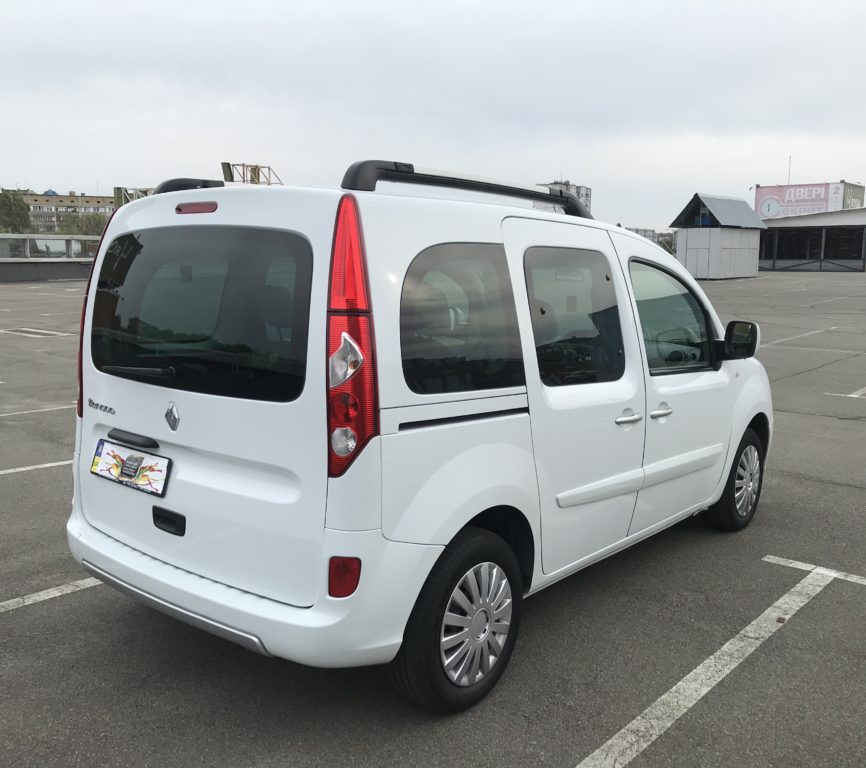 Renault Kangoo пасс. 2011