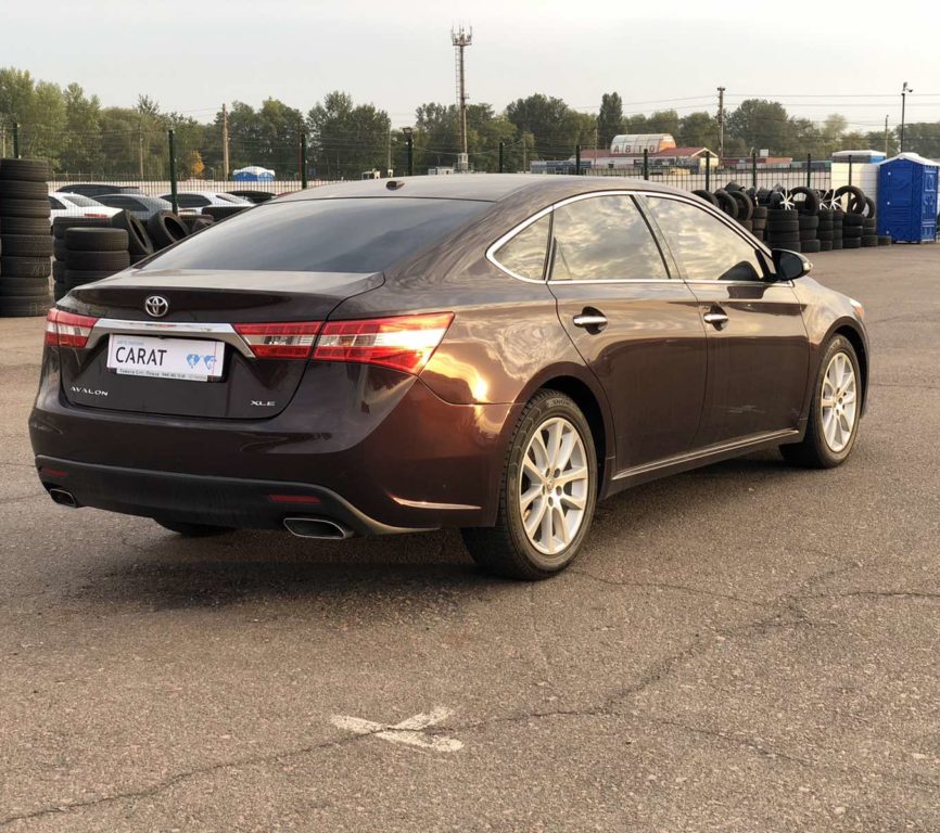 Toyota Avalon 2013