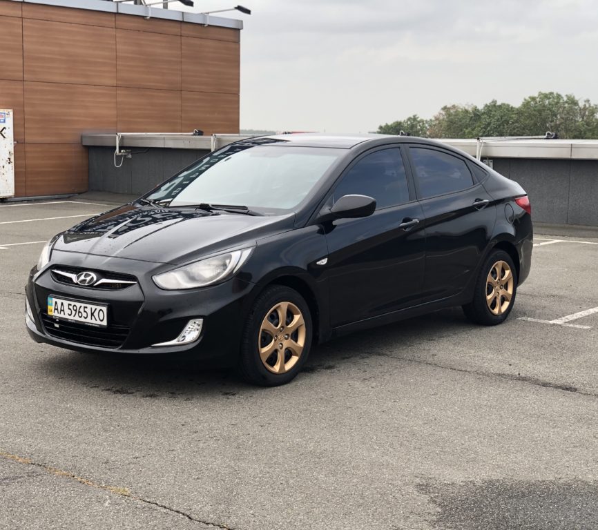 Hyundai Accent 2011