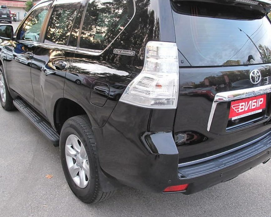 Toyota Land Cruiser Prado 2011