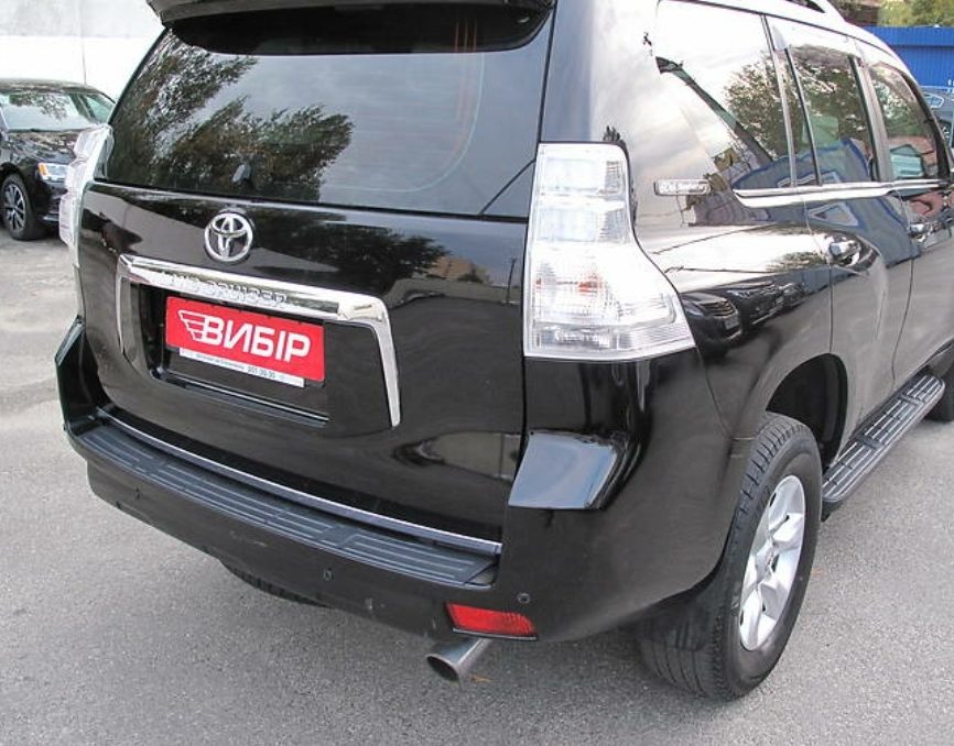 Toyota Land Cruiser Prado 2011