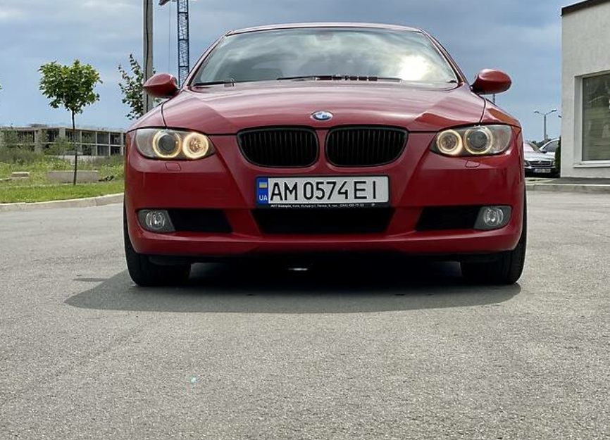 BMW 320 2008