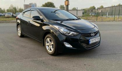 Hyundai Elantra 2011