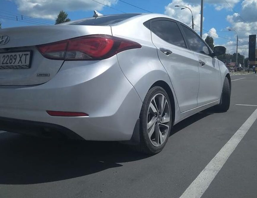 Hyundai Elantra 2014