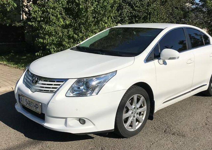 Toyota Avensis 2011