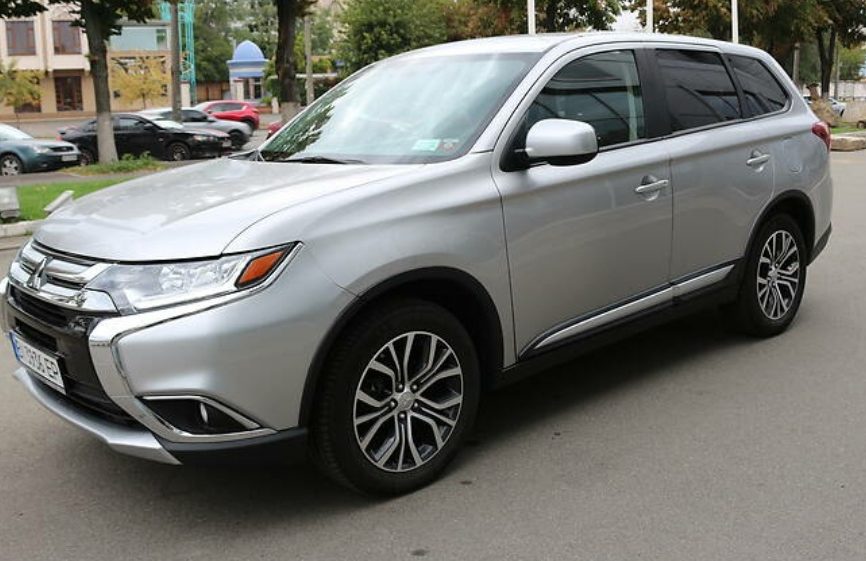 Mitsubishi Outlander 2018