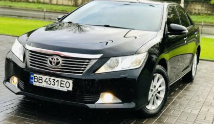 Toyota Camry 2011