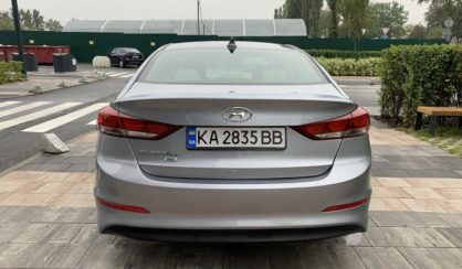 Hyundai Elantra 2016