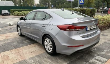 Hyundai Elantra 2016