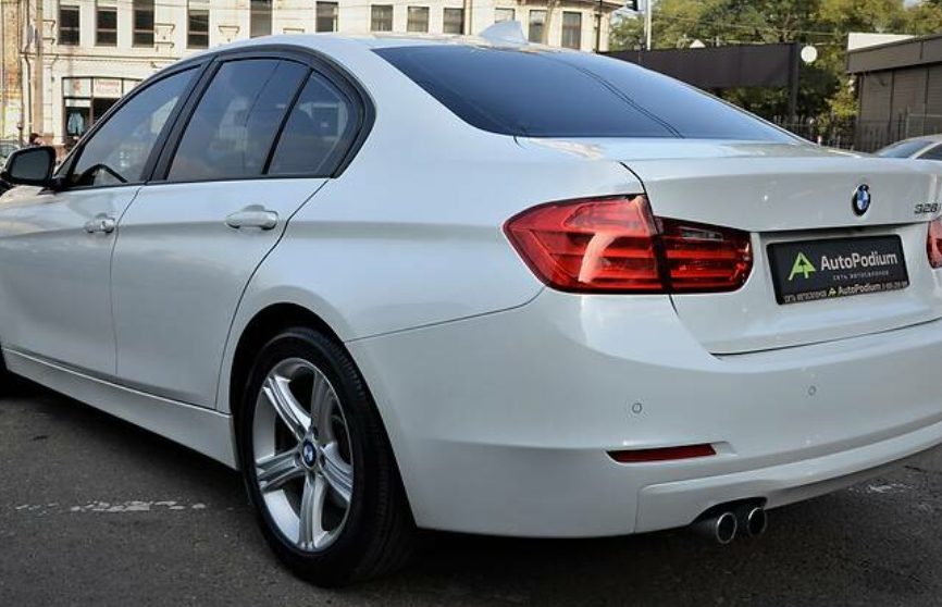 BMW 328 2014