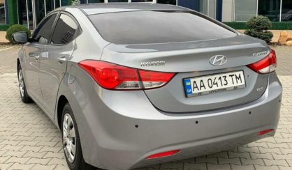 Hyundai Elantra 2013