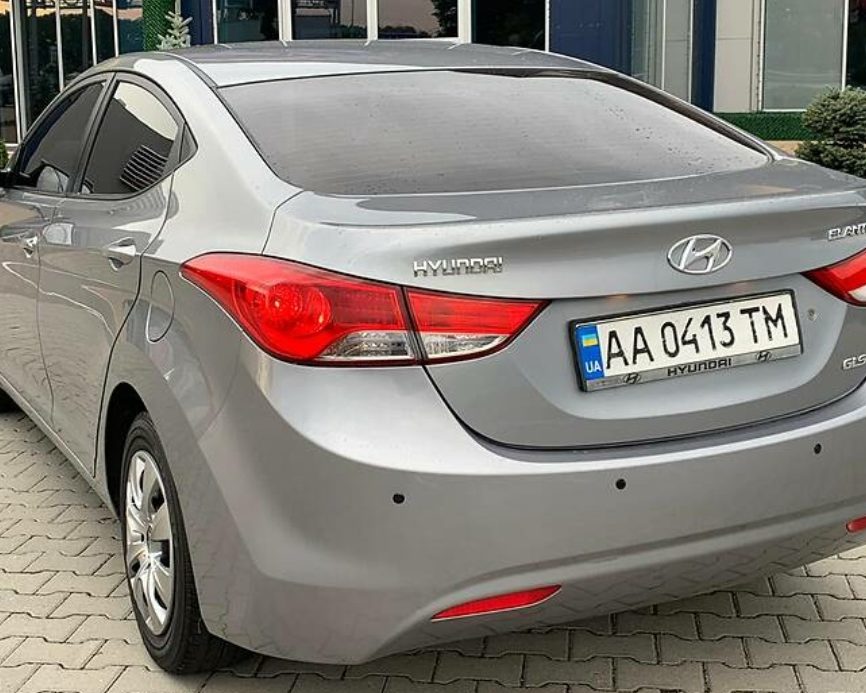 Hyundai Elantra 2013