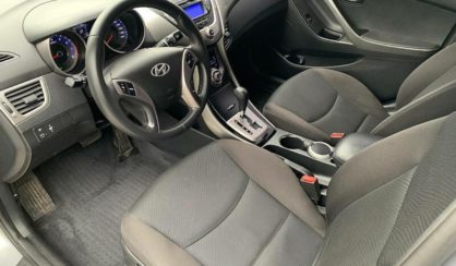 Hyundai Elantra 2013