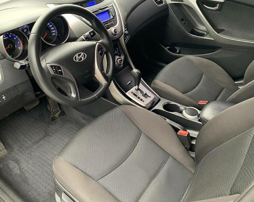 Hyundai Elantra 2013